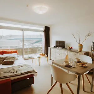  Apartment Seastar By Interhome