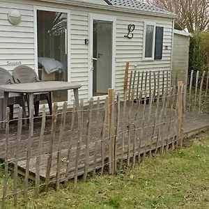 Luxueuze Stacaravan 4pers Met Terras En Tuintje Hébergement de vacances