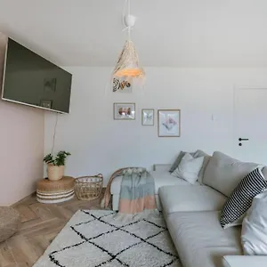  Appartement Juan - Stijlvol Met Uitzicht Op De Kaai